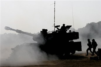 Dos M&aacutertires palestinos en un ataque israel&iacute en el norte de Gaza 