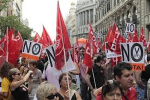 Miles de personas se concentran en toda Espa&ntildea contra los recortes