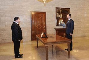 Al-Halaki presta juramento como primer ministro ante presidente al-Assad