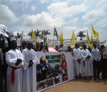 Musulmanes y Cristianos marchan en el D&iacutea del Quds en Nigeria