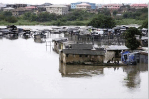 Inundaciones dejan 24 muertos en Camer&uacuten