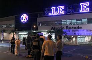 Siete bombas explotan simult&aacuteneamente en supermercados de C&oacutercega