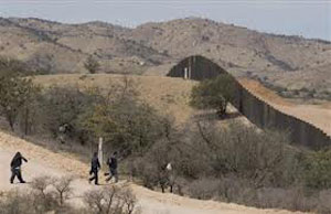 M&aacutes de 130 reos se fugan de una c&aacutercel en la frontera de México