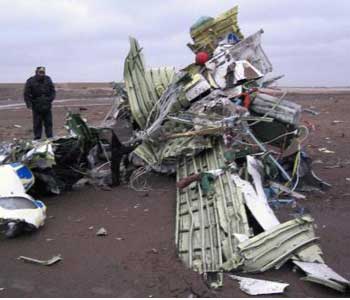 Confirman la muerte de 27 personas en el avi&oacuten militar accidentado