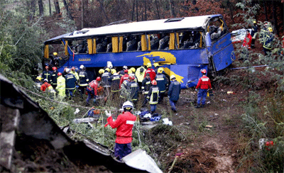 11 muertos y decenas heridos en un accidente de autobús en Portugal