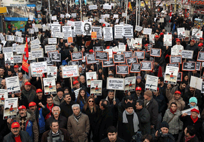 Manifestaciones masivas en Turquía contra el despliegue del Patriot