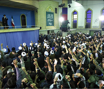 Imam Jamenei alaba la inteligencia iran&iacute en vencer complot del enemigo