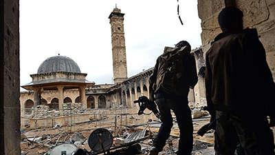 El Frente al-Nusra destruye el minarete de la Gran Mezquita de Alepo