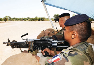 Francia pone fin a su intervención militar en su antigua colonia