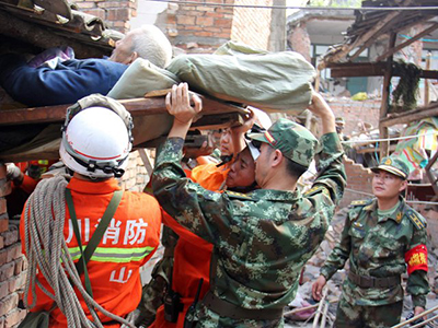 Un terremoto en China causa 54 muertos y centenares de heridos