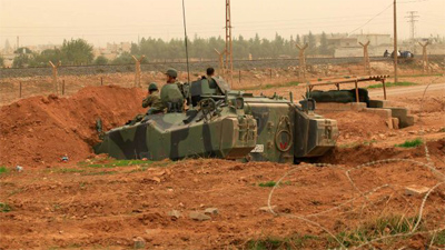 Turquía amplía su presencia militar en la frontera con Siria