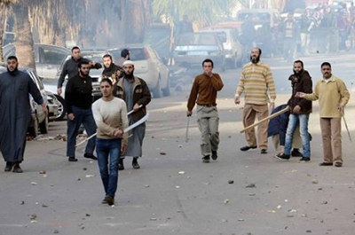 Ejército egipcio vuelve a la carga en los aledaños de Tahrir