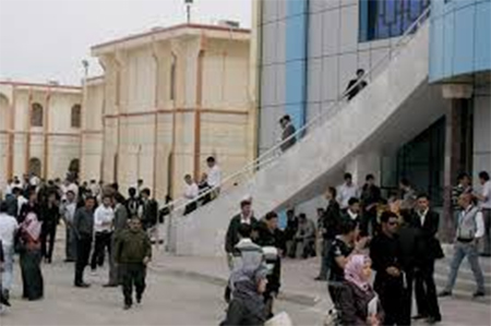 Asalto al campus universitario de Ramadi en el centro de Iraq