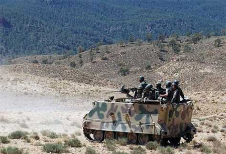 Túnez prosigue la caza del terrorista en los montes de Chaambi