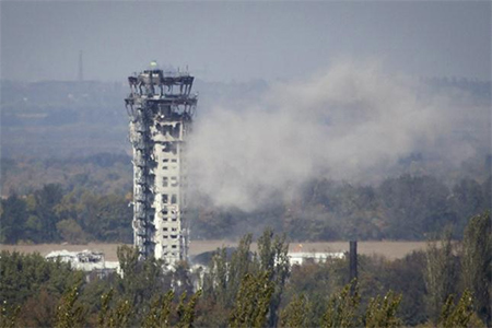 Intensos combates en el aeropuerto de Donetsk