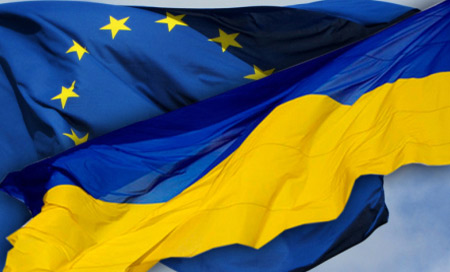 La UE promete más ayuda a Ucrania en su proceso de reforma