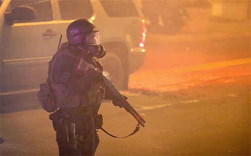 Otra noche de protestas en Estados Unidos