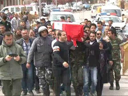Solemne entierro a un militar asesinado por terroristas de Al-Nusra