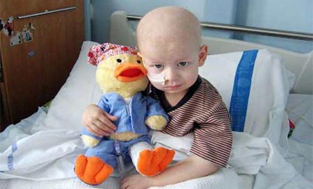 Convierten células de cáncer en inofensivos glóbulos blancos