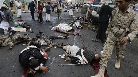 Daesh hunde las mezquitas de Yemen en un baño de sangre