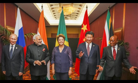 Rusia propone a los BRICS proyectos en el ámbito de comercio electrónico