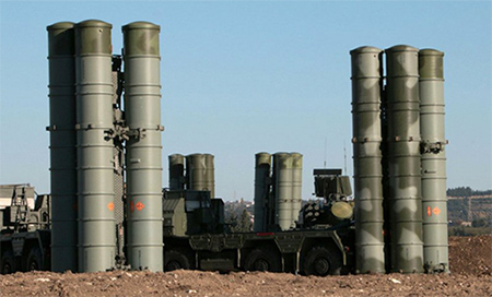 Turquía firma un contrato con Rusia para adquirir S-400 