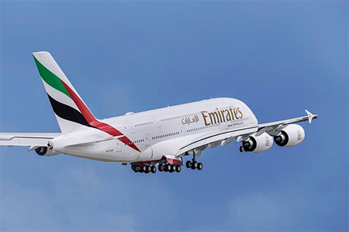 Aerolíneas emiratíes reanudan vuelo por el espacio aéreo de Iraq