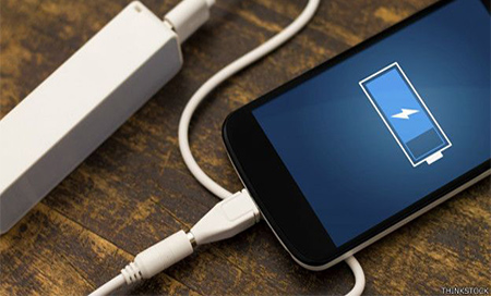Desarrollan un electrodo que cargará el móvil en segundos