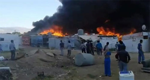 Un gran incendio arrasa un campamento de refugiados sirios en Líbano