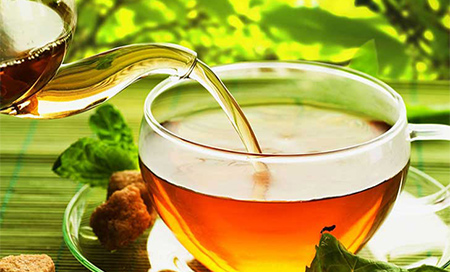 Tomar té provoca cambios en los genes relacionados con el cáncer 