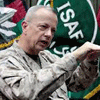 Investigan al principal comandante estadounidense en Afganistán