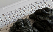 Arrestan a un espía por filtrar secretos militares por Internet en China