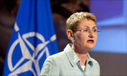 Lungescu: La OTAN hará lo necesario para defender a sus aliados