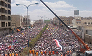 La Policía carga contra las manifestaciones en Yemen