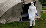 Un m&eacute;dico cubano diagnosticado de Ébola