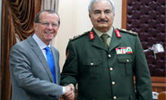 Haftar pide el fin del embargo armament&iacute;stico sobre Libia