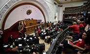 Maduro garantiza una toma de posesi&oacute;n pac&iacute;fica en el Parlamento