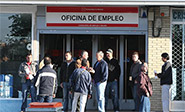 Parados tienen m&aacute;s dificultad para encontrar trabajo en Espa&ntilde;a que en la UE