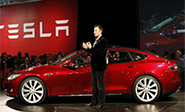 Tesla se convierte en la automatriz m&aacute;s valiosa de EEUU