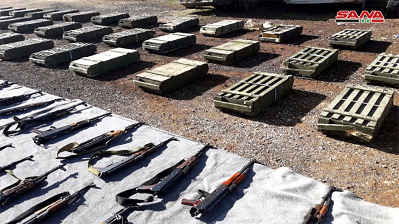 Autoridades sirias incautan m&aacute;s armas y municiones abandonadas por terroristas