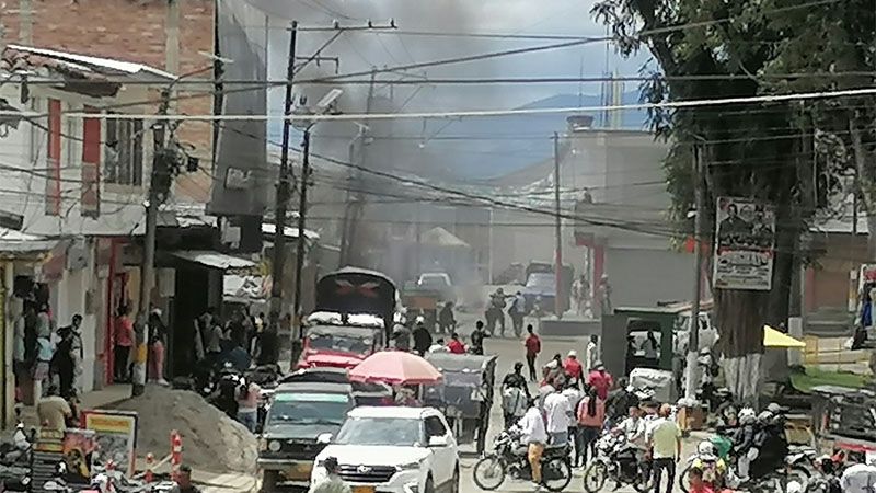 Ataque con explosivos en Colombia deja 17 heridos, entre ellos tres menores