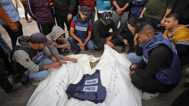 Asesinar a periodistas palestinos es un crimen de guerra que no silenciar&aacute; la voz de la verdad