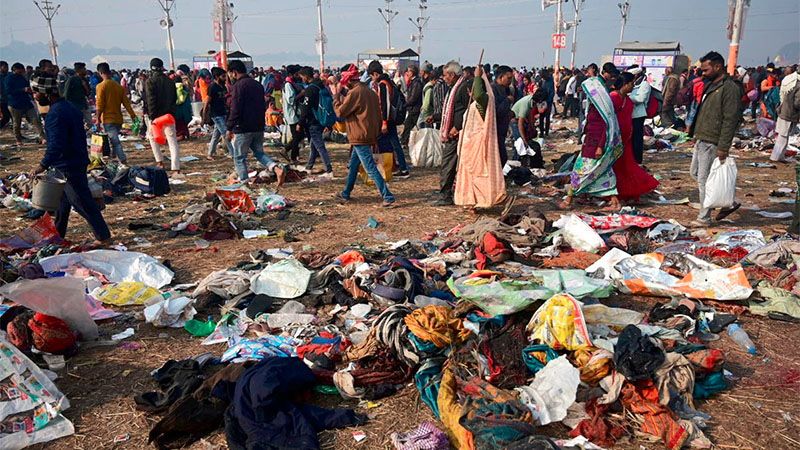Seis muertos y m&aacute;s de 50 heridos en una estampida en un templo en la India