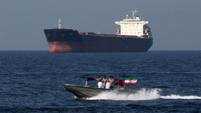 Ir&aacute;n captura petrolero extranjero por contrabando de combustible y detiene a tripulantes