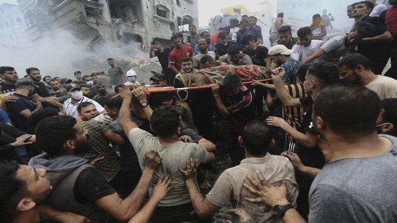 M&aacute;s de once muertos, incluidos tres periodistas y un ni&ntilde;o, en ataques de la ocupaci&oacute;n israel&iacute; contra Gaza