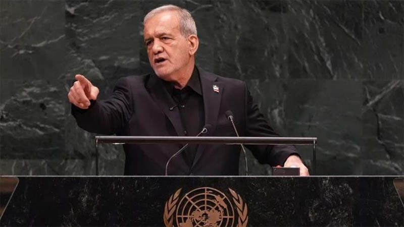 El r&eacute;gimen israel&iacute; tiene bomba at&oacute;mica con impunidad, e inspeccionan a Ir&aacute;n, critica Pezeshkian