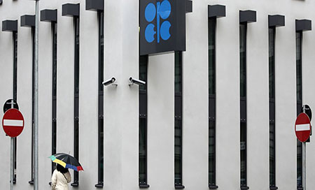 OPEP  decide no disminuir la producción de petróleo